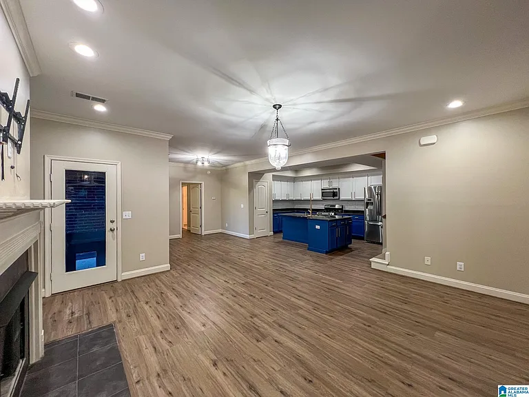 1117 Monaghan Dr — Photo 6