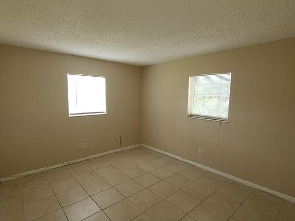 2nd image of 721 NW 3rd Ave APT 104