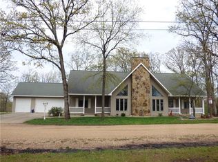 25288 Cedar Crest Dr, Hermitage, MO 65668