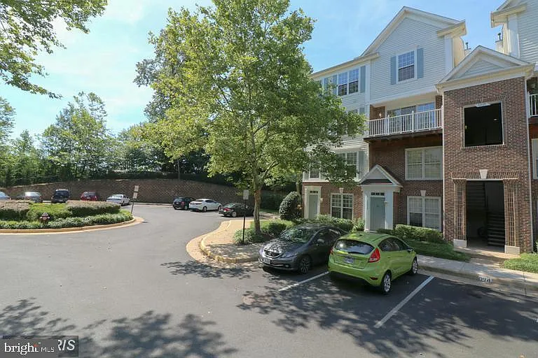 12621 Fair Crest Ct #303 — Photo 7