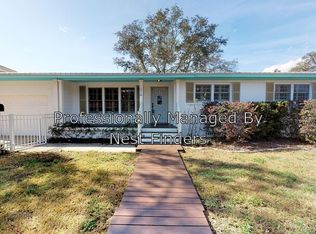 1014 Penman Rd, Jacksonville Beach, FL 32250
