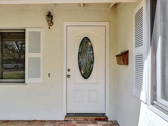 4th image of 923 Pascoe Ave