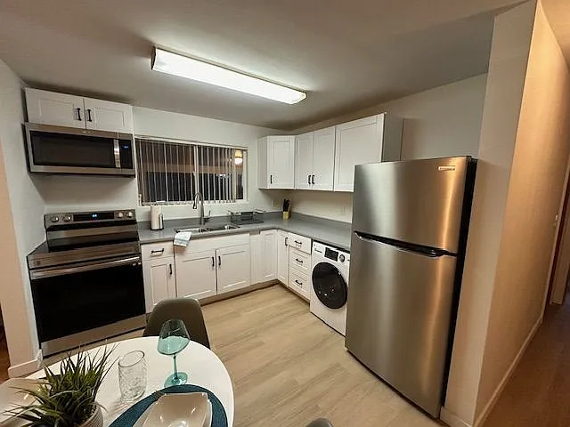 1 bed, 1.0 bath, 750 sqft, $1,700 — Photo 2