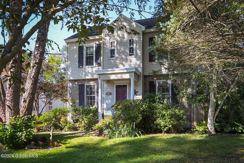 2nd image of 15 Snowden Avenue