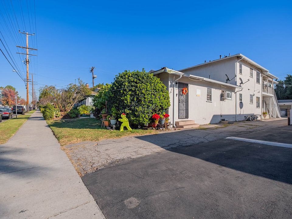 1st image of 5654 Kester Ave #4