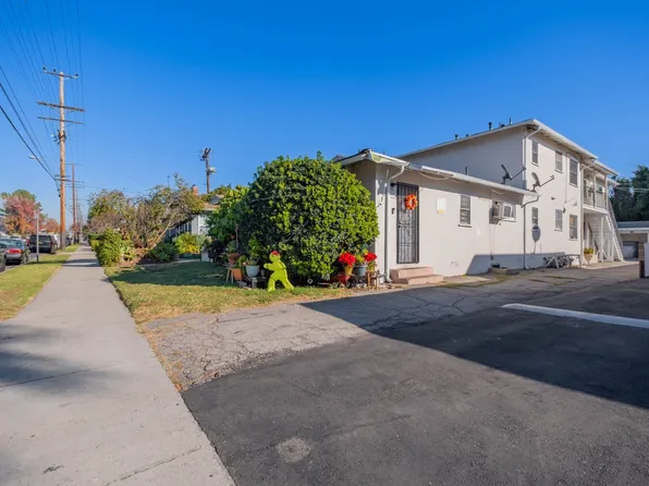 5654 Kester Ave #4, Van Nuys, CA 91411