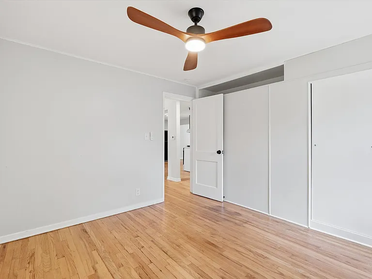 7725 Robinson St — Photo 21