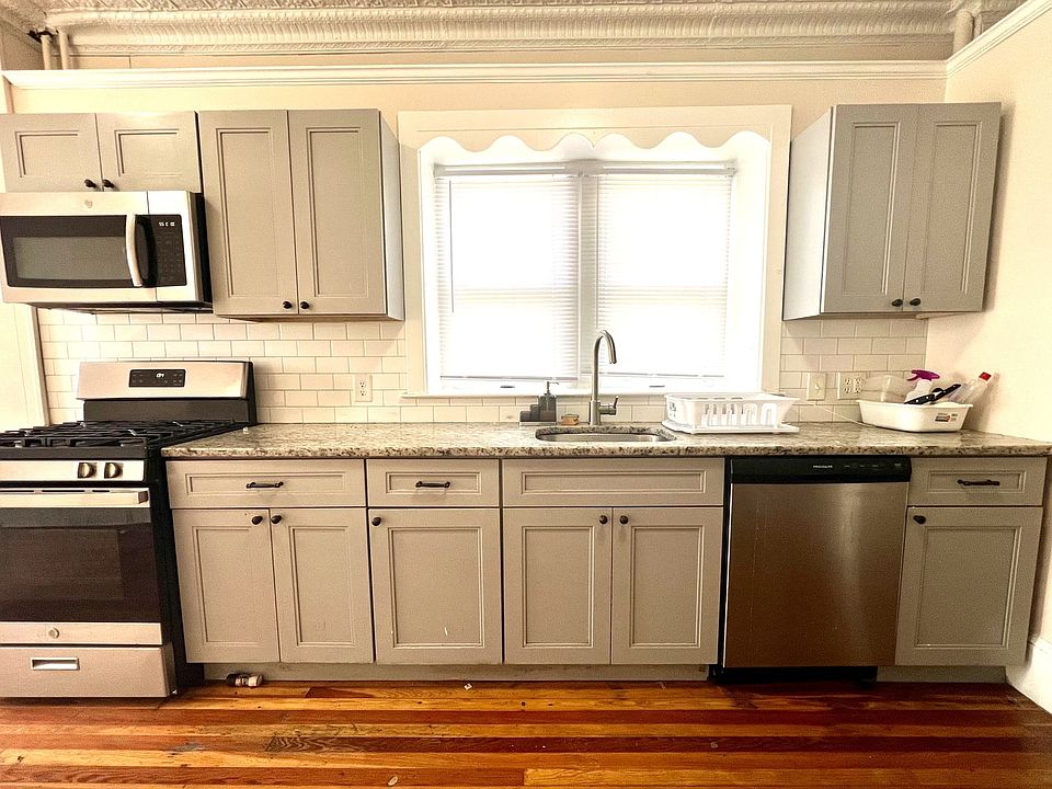 1st image of 254 E Main St #2