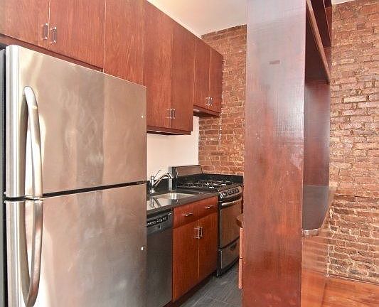 4th image of 24 W 125th St APT 42