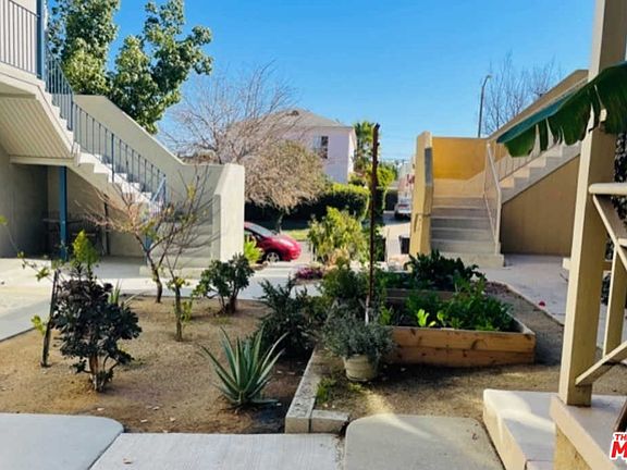 5th image of 1501 S Sierra Bonita Ave