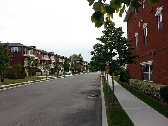 3rd image of 12218 Powells Cove Blvd