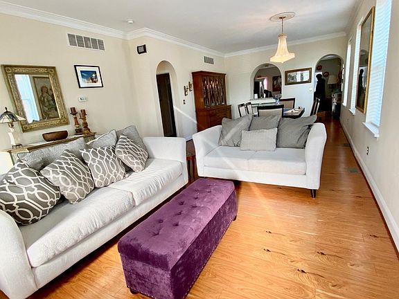 Living Area/Family Room