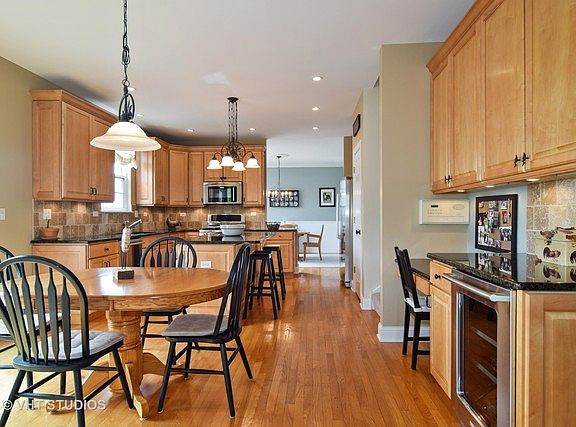 4th image of 1450 Saddleridge Pl