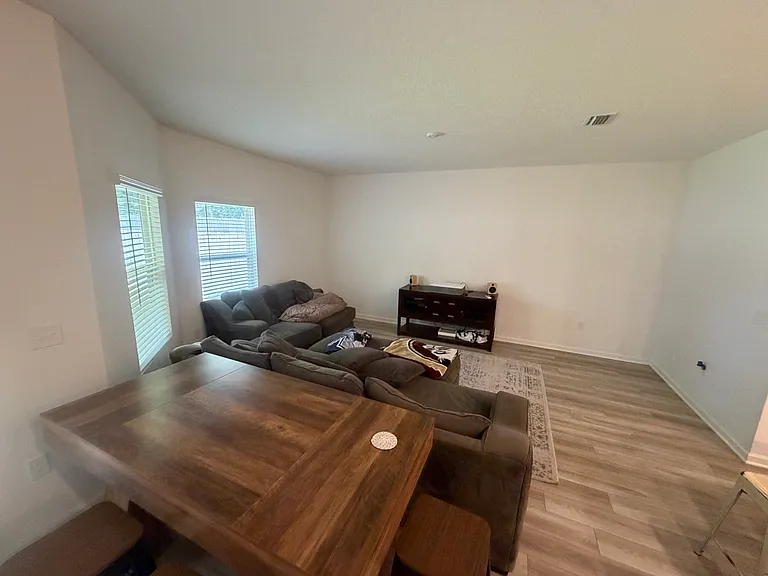 446 Glen Xing — Photo 9