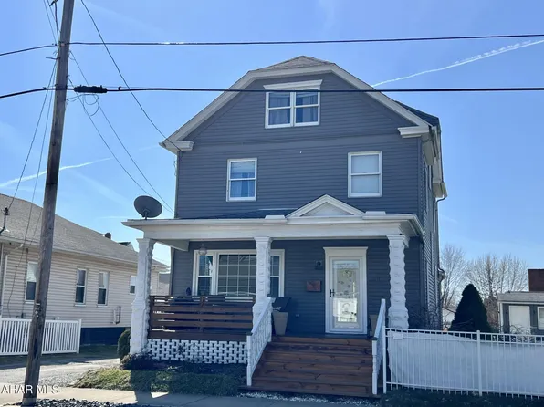 2211 Ligonier St, Latrobe, PA 15650