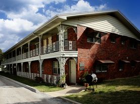 East Manor Apartments