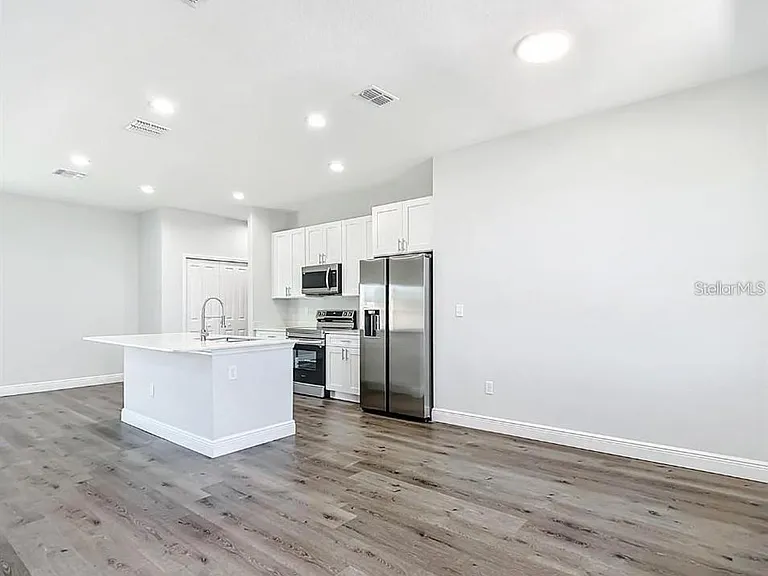 10 Dogwood Loop Ave — Photo 3