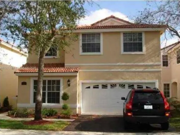 925 Opal Ter, Fort Lauderdale, FL 33326