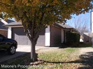 2313 Cedar Brook Dr, Moore, OK 73160