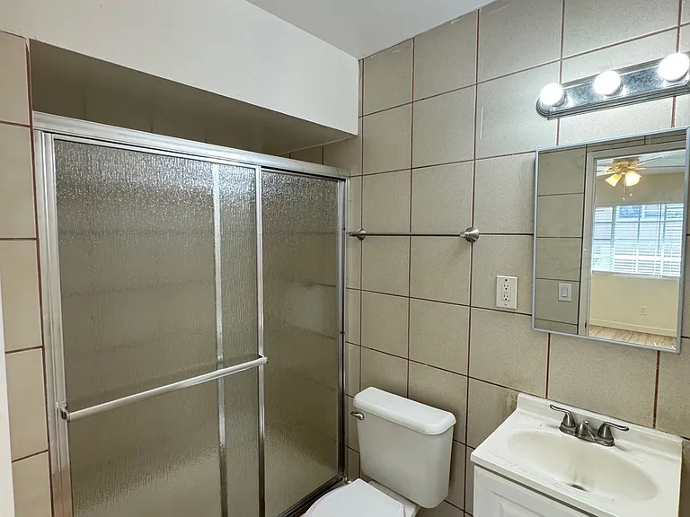 7111 Westview Pl #C — Photo 18