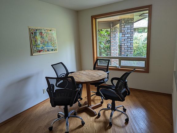 5th image of 16428 Marine Dr