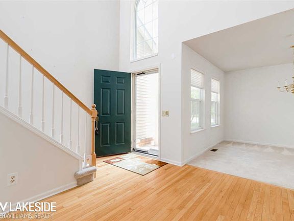4th image of 1623 Thistle Ct