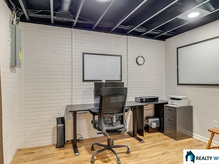 5206 Melrose Ave — Photo 19
