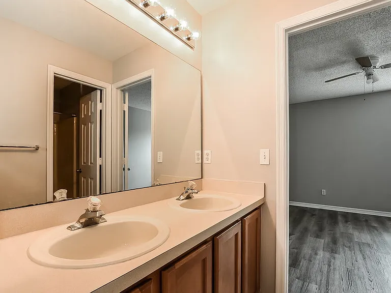 14332 Abington Heights Dr — Photo 11