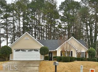 824 Whitehaven Ln, Lawrenceville, GA 30043