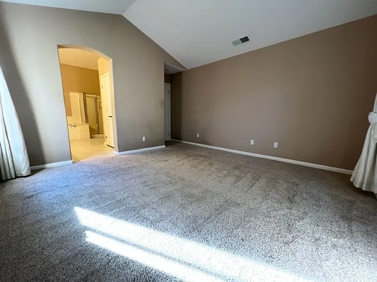20 Flagstone Ct — Photo 13