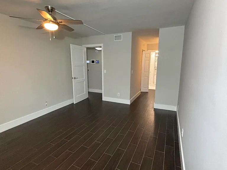 2225 SW 15th St #225 — Photo 5