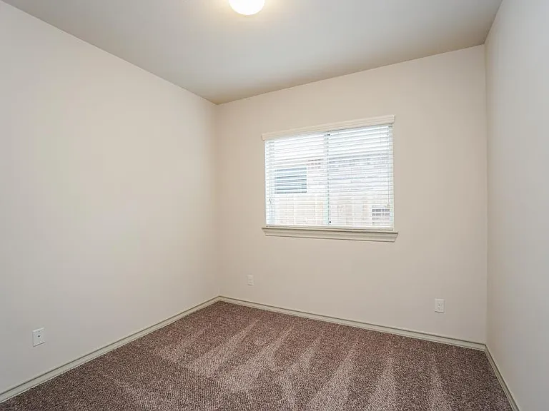 2206 Argos Dr — Photo 21