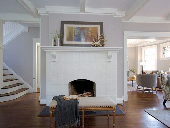 4th image of 2874 Victoria Ave