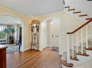 239 Barnard Rd, Larchmont, NY 10538