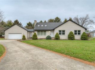 4586 Strouble Dr NW, Canton, OH 44718