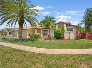 11505 SW 54th St, Cooper City, FL 33330