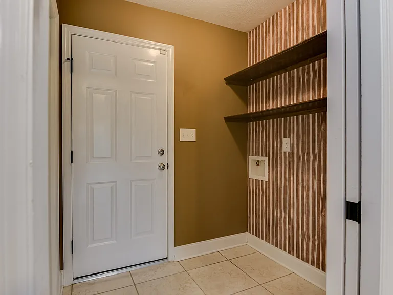 2110 Red Maple Trce — Photo 16