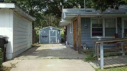 3rd image of 5424 W Hughes St