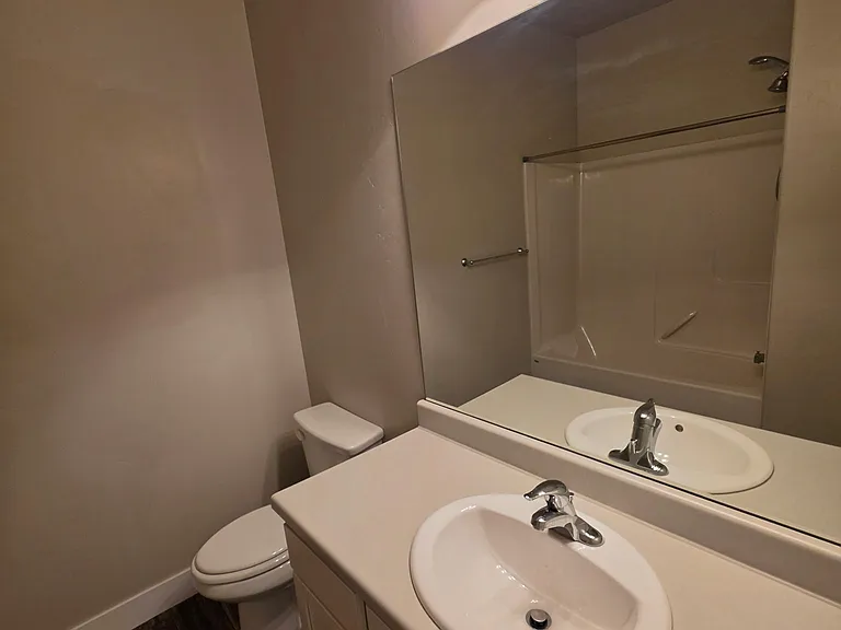14452 S Selvig Way #203 — Photo 7
