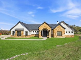 104 Juniper Ln, Boerne, TX 78006