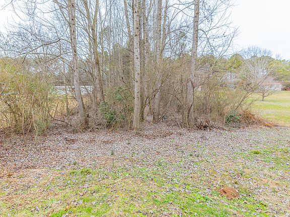 2nd image of 0 Keith Valley Rd NE