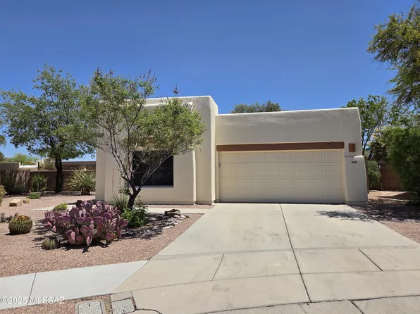 8898 E Desert Lavender Pl, Tucson, AZ 85715