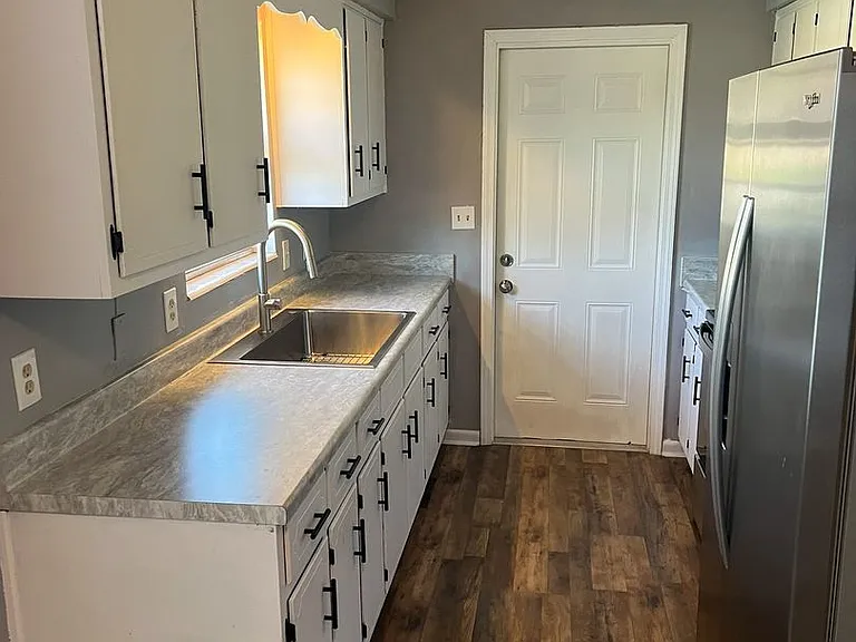 6255 Memphis Ave — Photo 5