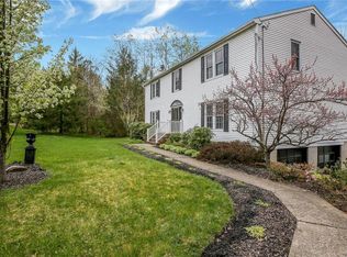 239 Toad Pasture Rd, Middletown, NY 10940