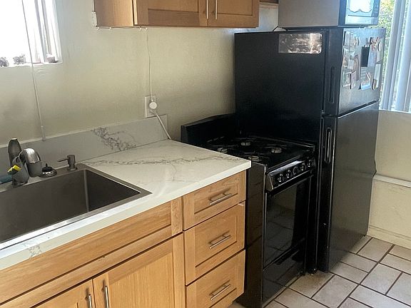 4th image of 3505-11 L St #3507-A