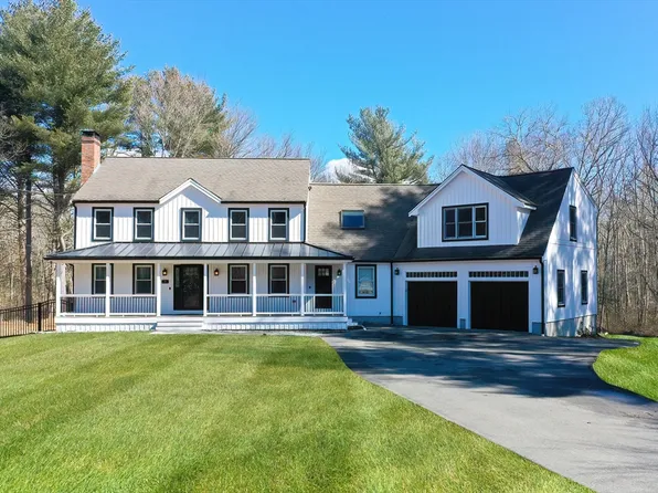 55 Sherwood Ln, Bridgewater, MA 02324