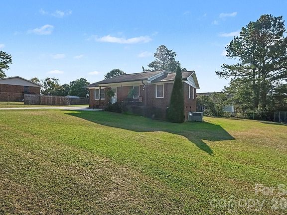 2nd image of 645 Pine Ridge Rd #54