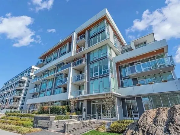 4988 Cambie St #301, Vancouver, BC V5Z 2Z5
