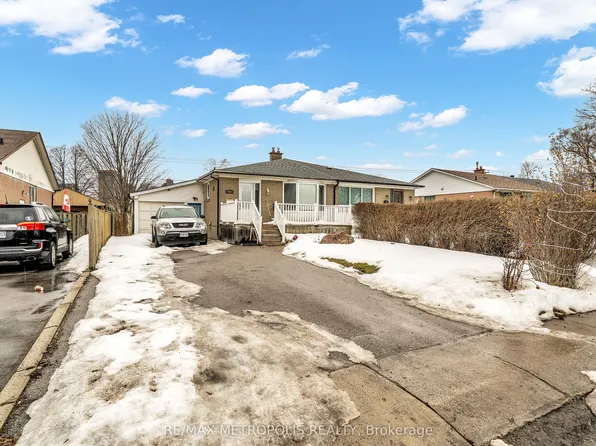 48 Billingsgate Cres #Basement, Ajax, ON L1S 2R8