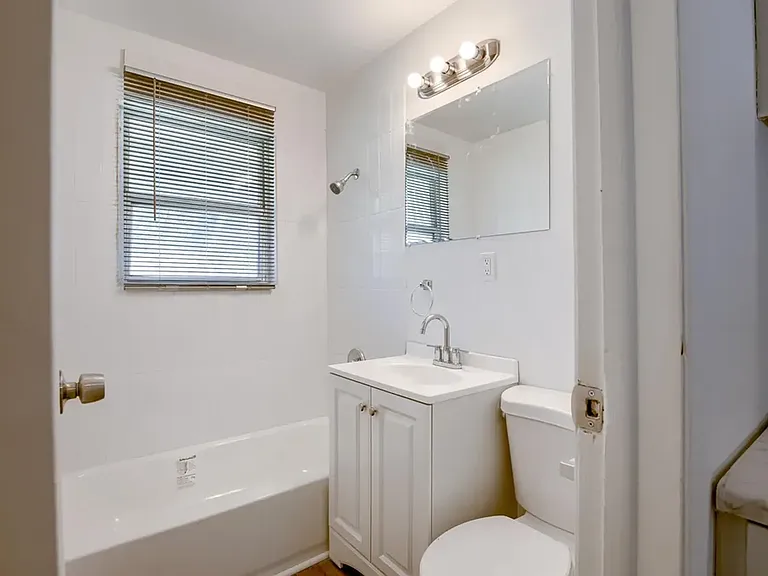 15216 Bellaire Ave — Photo 13